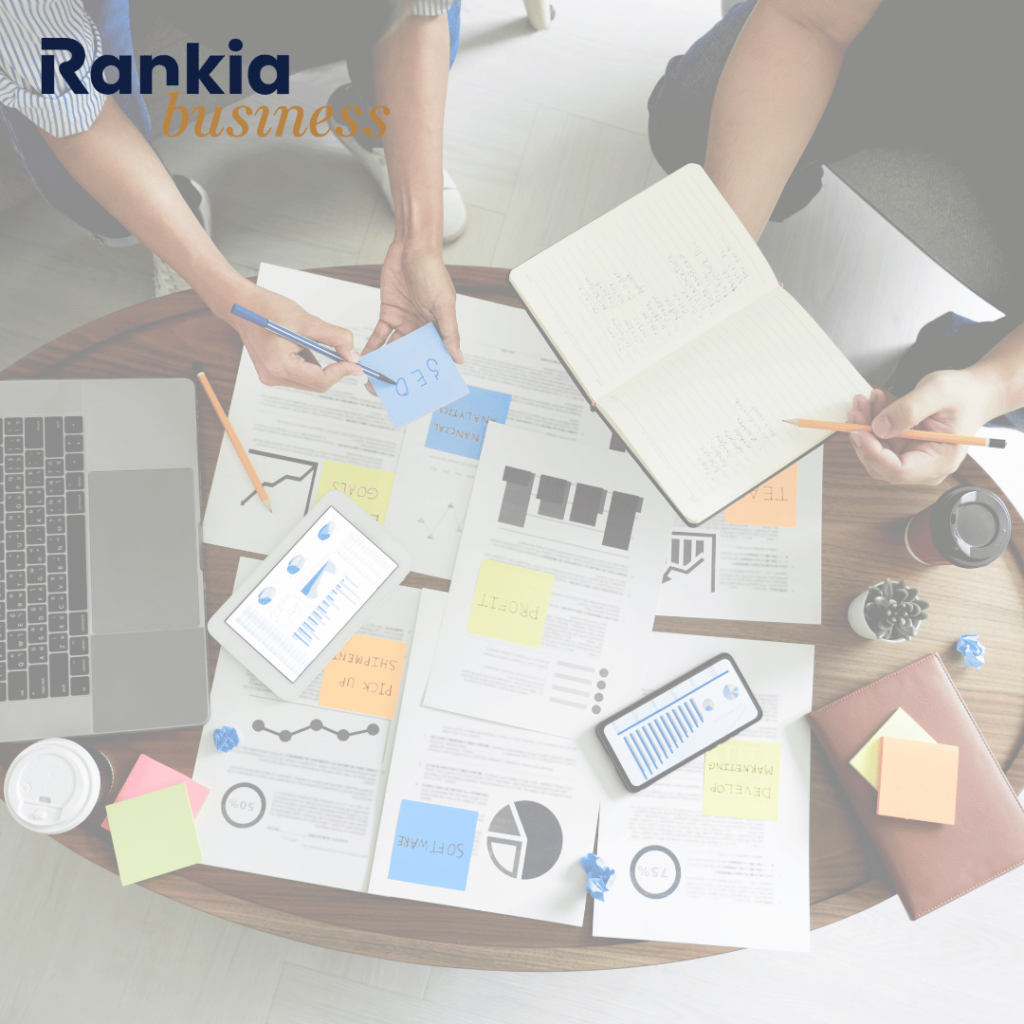 persona discutiendo sobre como abrir una cuenta de empresa