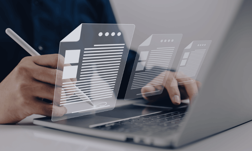 hombre haciendo un pool bancario en españa